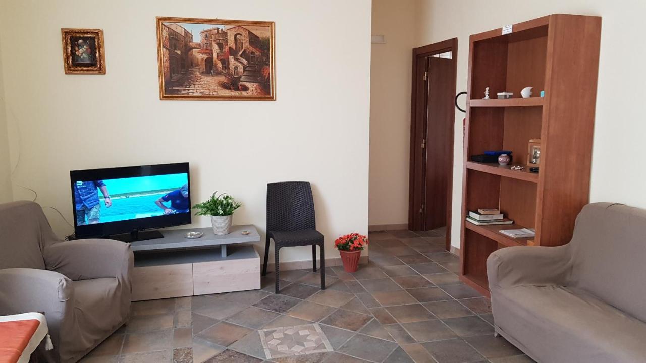 Casa Vacanze Rosa Camastra Exterior foto