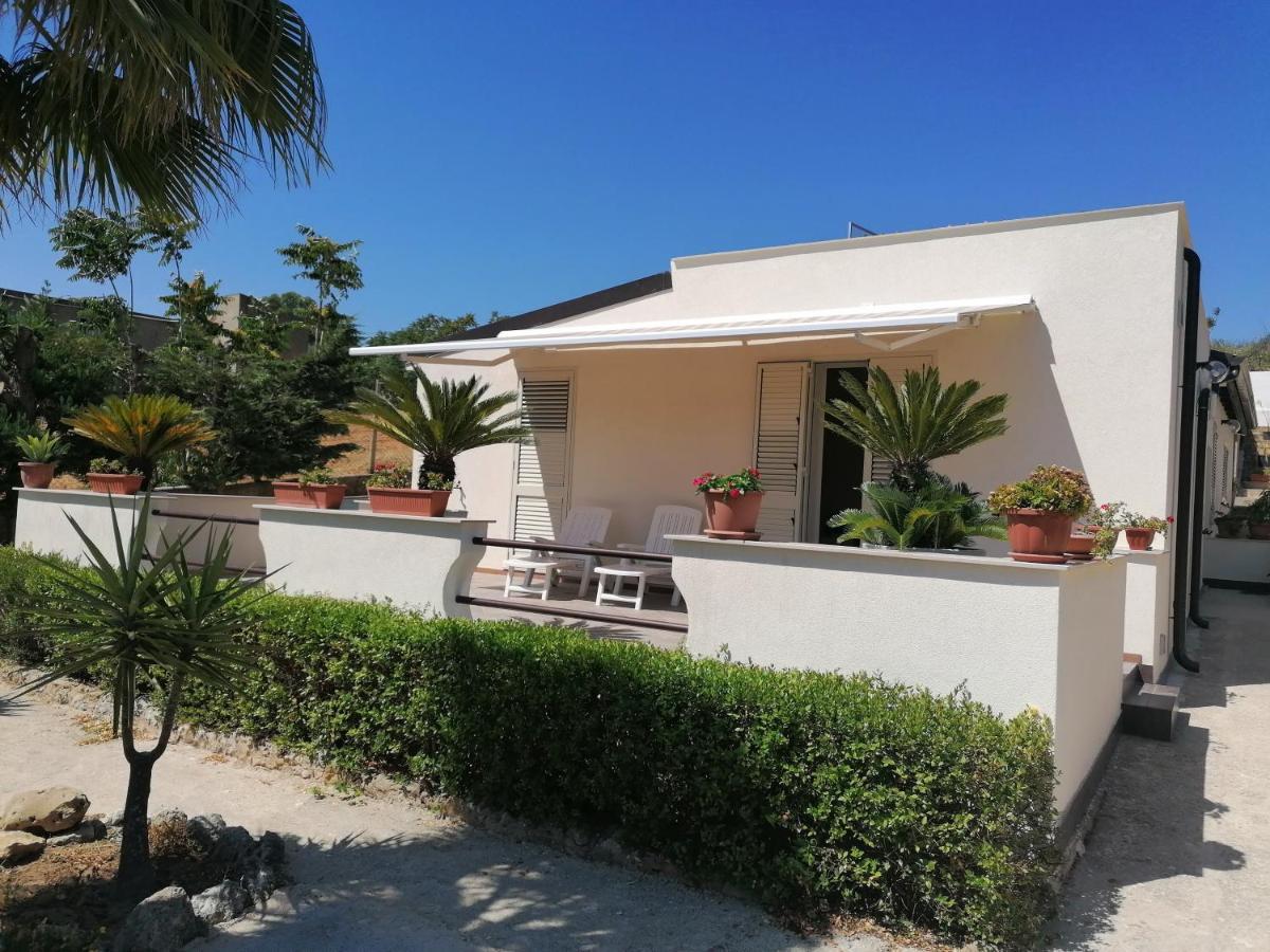 Casa Vacanze Rosa Camastra Exterior foto