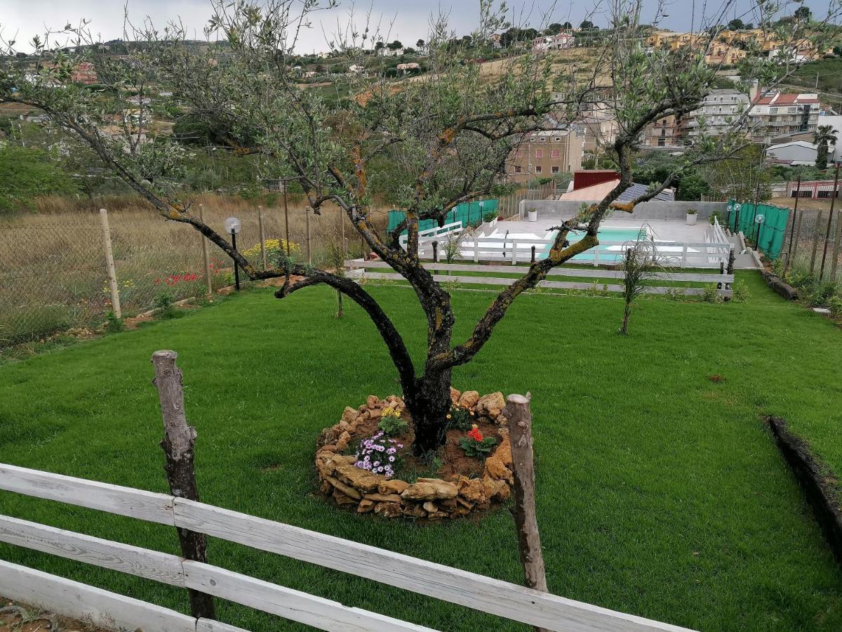 Casa Vacanze Rosa Camastra Exterior foto
