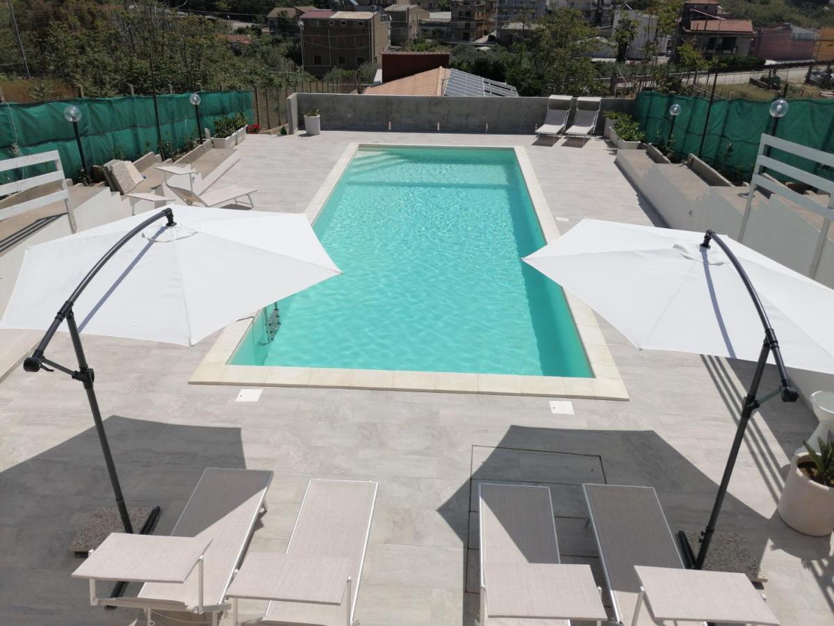 Casa Vacanze Rosa Camastra Exterior foto